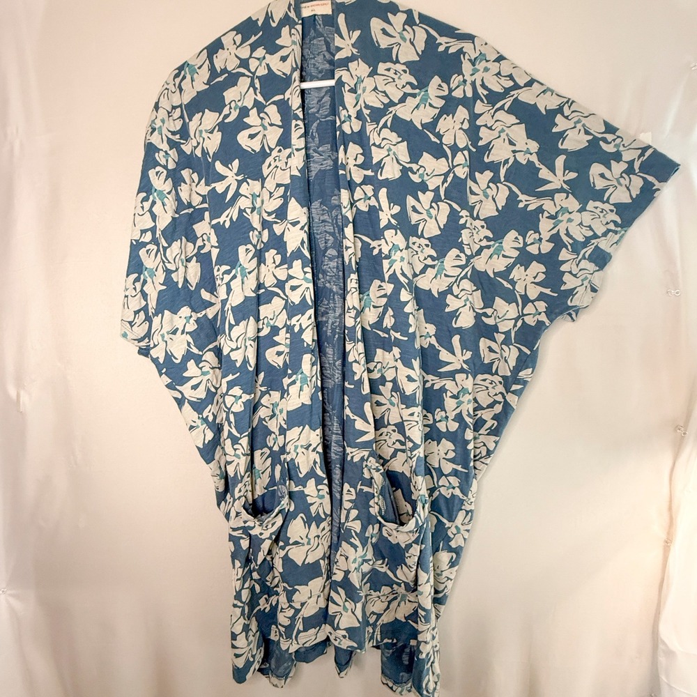 Known Supply Kimono Wrap Women M/L Blue Floral Organic Cotton Pockets Excellent